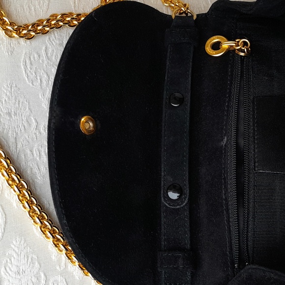 Paloma Picasso  Vintage Suede Chain Cross body Bag! - Picture 6 of 15